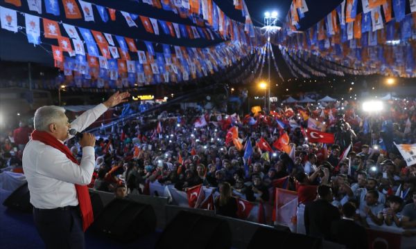 Başbakan Yıldırım'ın Karabağlar mitingi