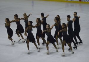 Büyükşehirli sporculardan senkronize başarı