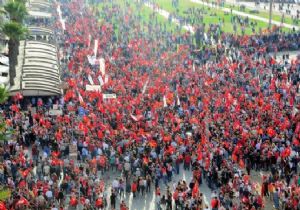 İzmir'de 29 Ekim coşkusu