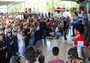 İzmir şehidini uğurladı