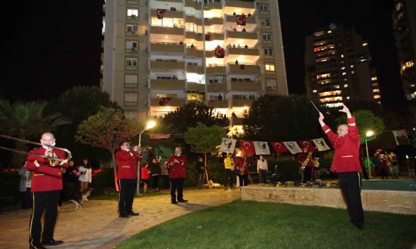 Karşıyaka’yı bayram coşkusu sardı!