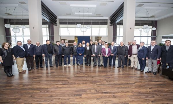 İzmir’in başkanları Menderes’te toplandı
