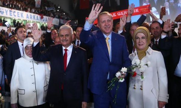 AK Parti'de kongre günü...