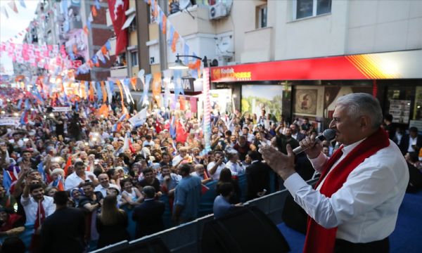 Başbakan Yıldırım'ın Bayraklı mitingi