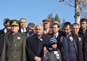 Yıldırım şehit cenazesine katıldı