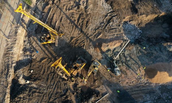 İzmir'de depremin ardından acil yıkılan 71 binada inşaat çalışmaları başladı