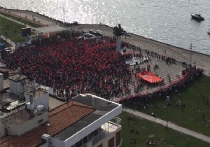 Meral Akşener İzmir'de halka seslendi