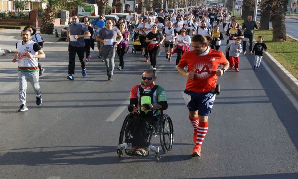 'Ata'dan Ana'ya Saygı Koşusu'