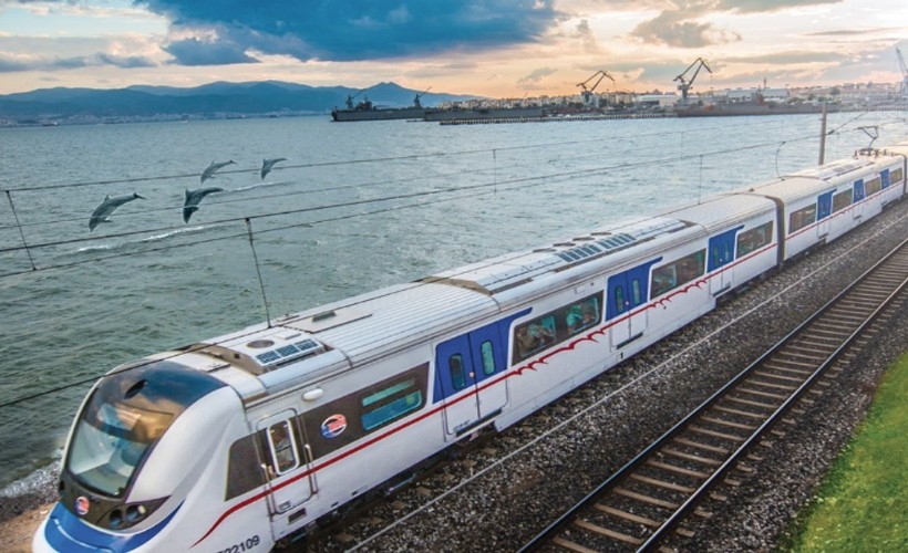 315 çalışanın yüzü güldü: İZBAN'da TİS imzalandı
