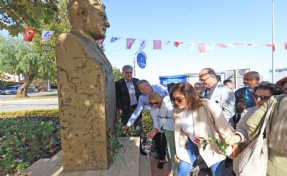 Ahmet Taner Kışlalı Güzelbahçe’de anıldı