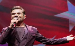 Kenan Doğulu, İkinci Yüzyıl Marşı’nı İzmirlilerle birlikte söyleyecek