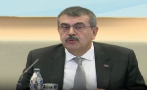 Bakan Tekin'den gözaltınan alınan öğretmen açıklaması