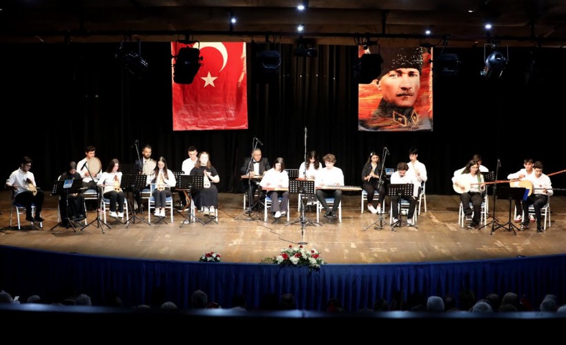 Narlıdere'de, 'Cumhuriyetimizin 100. Yılında Çocuklarımızın Sesi' konseri