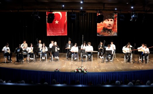 Narlıdere'de, 'Cumhuriyetimizin 100. Yılında Çocuklarımızın Sesi' konseri