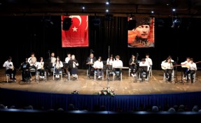 Narlıdere'de, 'Cumhuriyetimizin 100. Yılında Çocuklarımızın Sesi' konseri