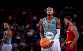 Pınar Karşıyaka’da Errick McCollum, 2 hafta yok