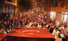 Seferihisar fener alayıyla aydınlandı
