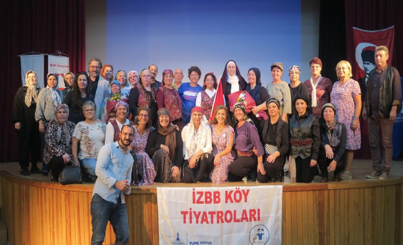 'Anadolu Kadınları' Foça’da sahneledi