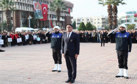 Aliağa, Büyük Önder Atatürk'ü saygı ve özlemle andı