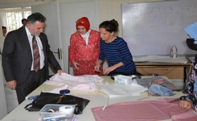 Bayraklı'da 22 branşta açılan kurslar yine ilgi gördü