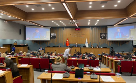 İZSU'nun 2024 bütçesi belli oldu: AK Parti'den eleştiri yağmuru