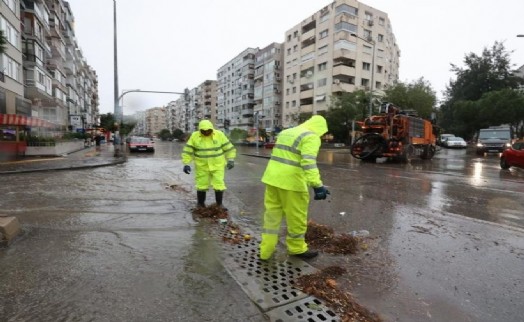 İzmir’de metrekareye 58,5 kilogram yağış düştü