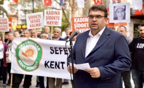 Kadın cinayetleri Seferihisar’da protesto edildi