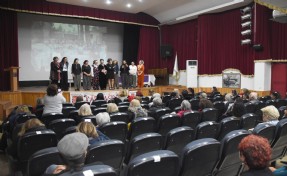Foça'da Kadına Yönelik Şiddete Karşı Uluslararası Mücadele Günü etkinliği