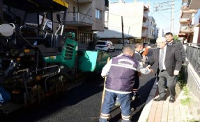 Karabağlar'da asfaltlama çalışmaları tam gaz sürüyor