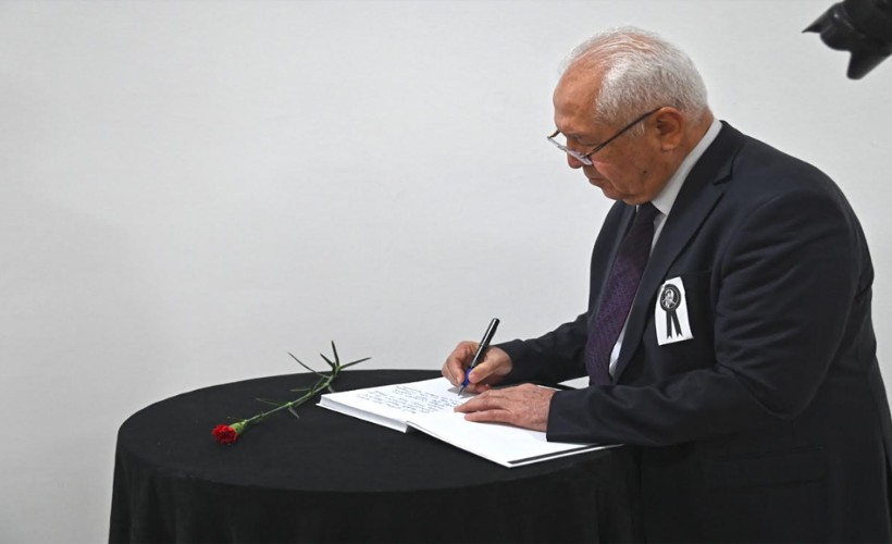 Karabağlar'dan Ata'ya saygı duruşu