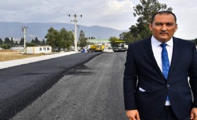 Kemalpaşa’nın 60 yıllık taşıt köprüsü afetlere karşı yenilendi