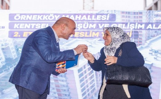 Örnekköy'de anahtar teslim: 'Verdiğimiz sözü tutuyoruz'