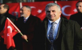 Vali Yardımcısı Mehmet Sadık Tunç yeniden Karabağlar'dan aday adayı oldu