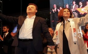 'Yolsuzluk' iddiasıyla görevden alınan Serdar Aksoy'un eşi aday adayı oldu