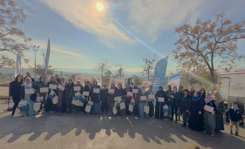 İzmir’de mahalle bostanı üreticileri artık sertifikalı