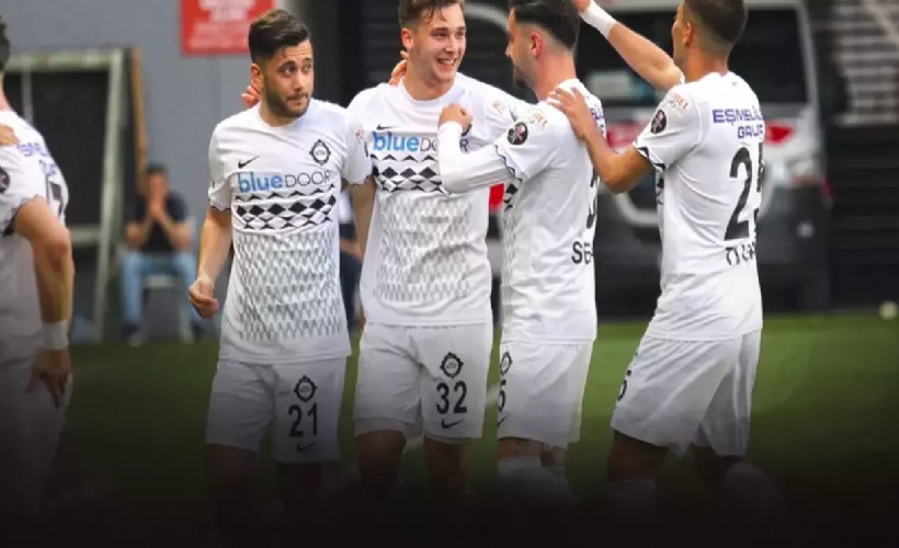 Altay'da kriz! Oyuncular ödeme bekliyor