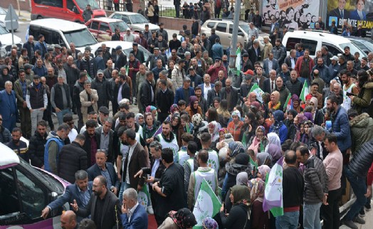 İzmir’de 12 müzisyen gözaltına alındı