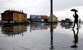 Meteoroloji uyardı: İzmir'e sağanak geliyor!