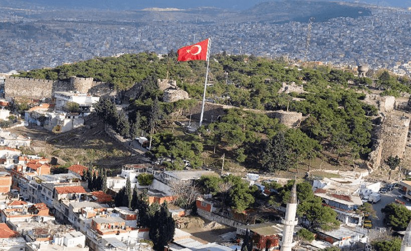 Vali Köşger duyurdu: Kadifekale'ye Millet Bahçesi