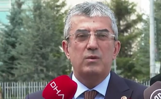CHP, iki Cumhurbaşkanlığı Kararnamesinin iptali talebiyle AYM'ye başvurdu