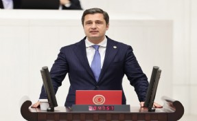 CHP'li Deniz Yücel, sansürde gelinen noktayı rakamlarla ortaya koydu