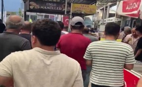 İzmir'de nakliyecilerden akaryakıt zamlarına karşı eylem