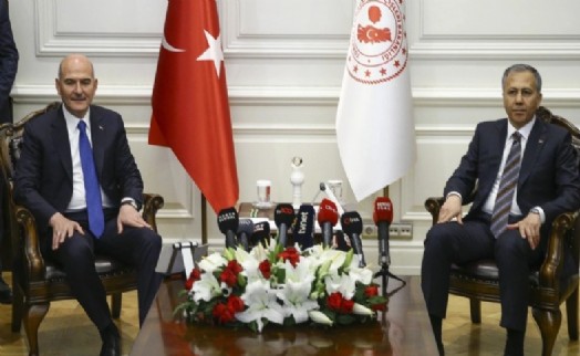 Soylu'nun ekibine darbe: Bakanlık kadrosuna Yerlikaya'dan operasyon yapıldı