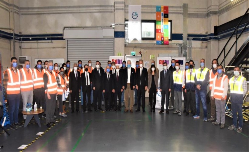 'İzmir Model Fabrika' ilk meyvelerini verdi