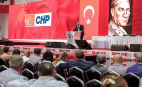 Aslanoğlu'ndan tüzük toplantısında konuştu: Yarın tüm dostlarımızdan ricam...