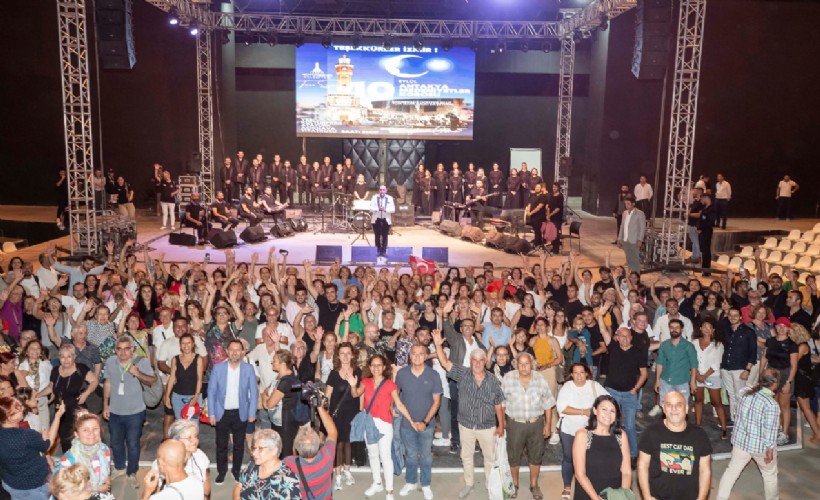 Hatay Medeniyetler Korosu'ndan 92. İEF'de teşekkür konseri