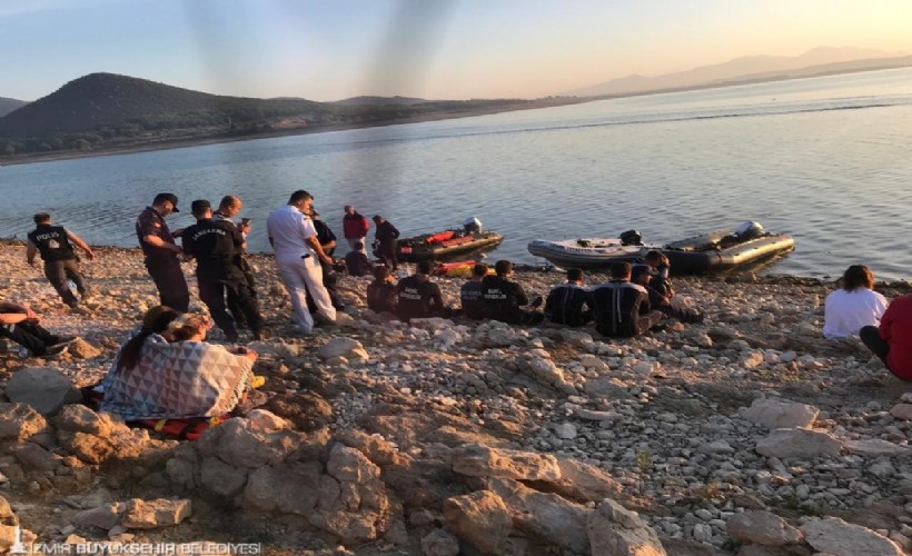 İZSU ve itfaiye ekipleri seferber oldu