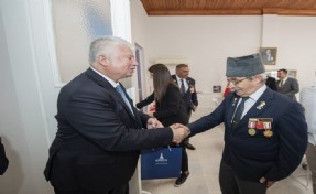 Mustafa Özuslu gazilerle bir araya geldi