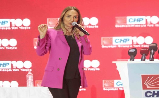 Aylin Nazlıaka'dan CHP İzmir İl Kongresi'nde tüzük değişikliği çağrısı