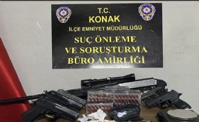 Suç makinesi kıskıvrak yakalandı, evinde cephanelik çıktı
